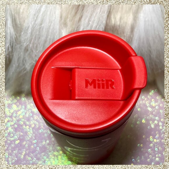 🎄🎀 NWT 2025 Starbucks x MiiR Red Ribbons/Bows 12oz SS Tumbler - Picture 7 of 7